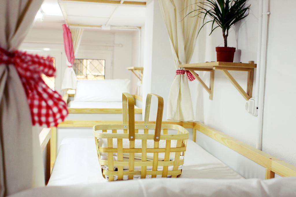 Bed 10-Bed Female Dormitory Room